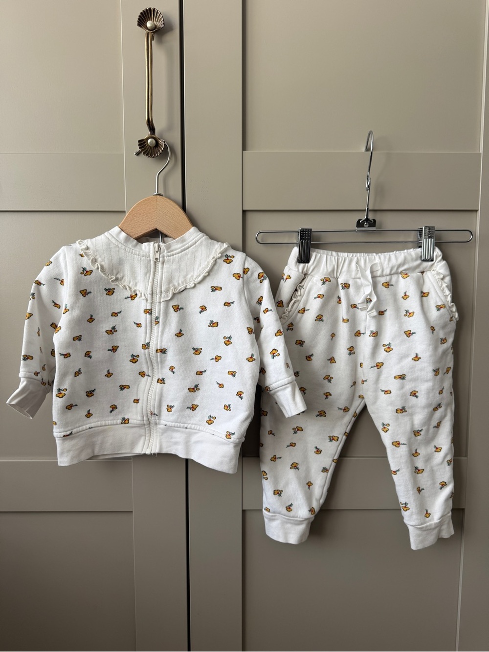 Sustainable Canadian Brand ATLIV Vintage Inspired Clothing Organic Cotton Floral